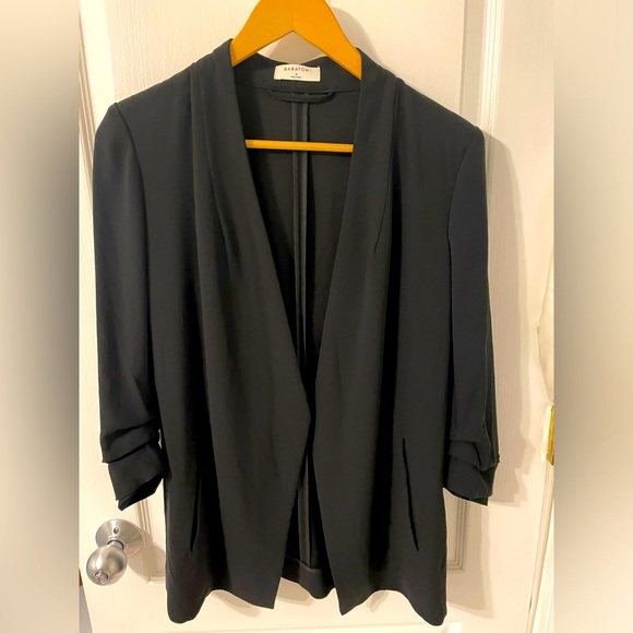 Aritzia Babaton Power blazer - Picture 1 of 3